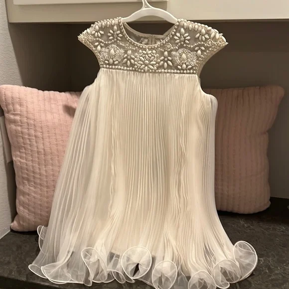 Fashion Neiman Marcus Kids Clothes Marchesa Dresses Marchesa Nieman Marcus For Target Girls Hand Beaded Occasion Dress Small Poshmark Fashion Neiman Marcus Kids Clothes Marchesa Dresses Marchesa Nieman Marcus For Target Girls Hand Beaded Occasion Dress Small Poshmark